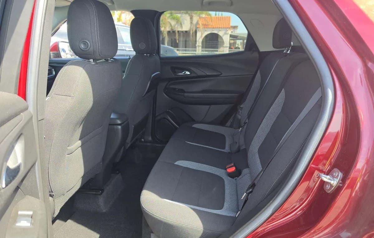 2023 CHEVROLET TRAILBLAZER LT 7