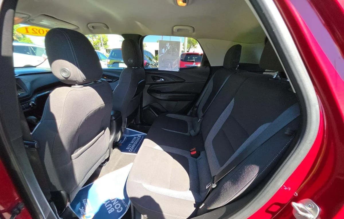 2021 CHEVROLET TRAILBLAZER LT 7