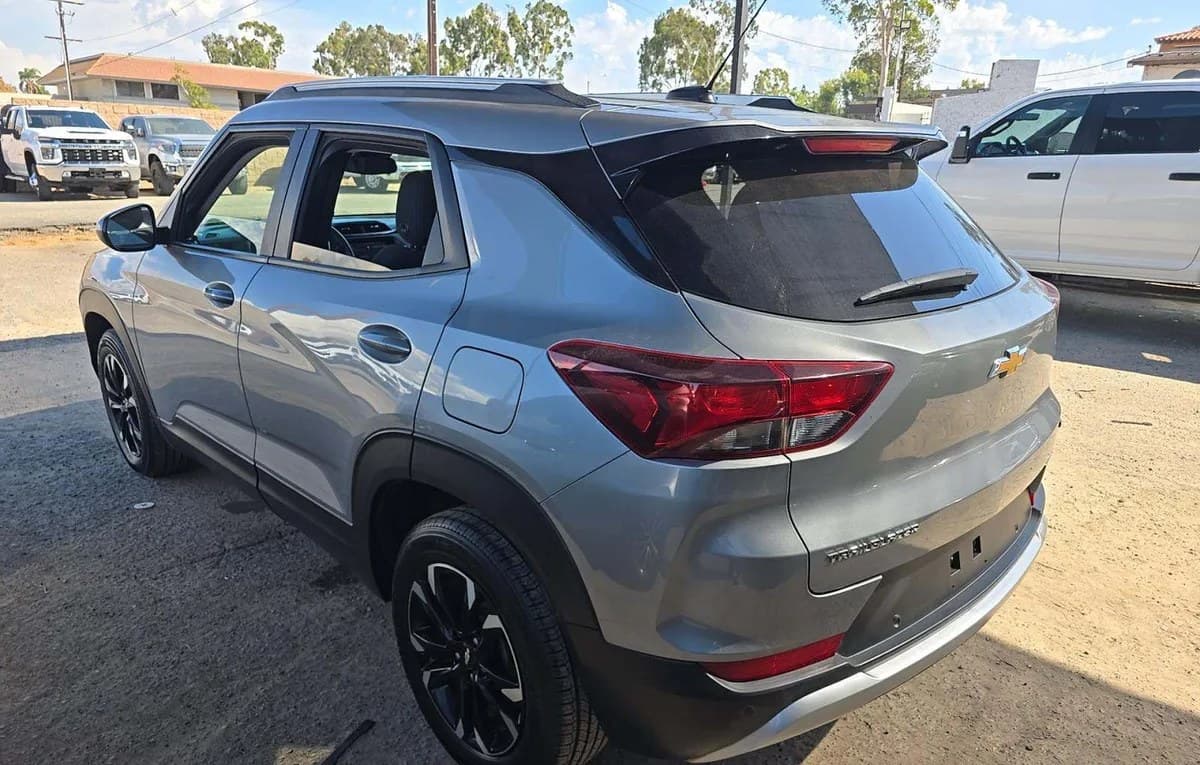 2023 CHEVROLET TRAILBLAZER LT 3