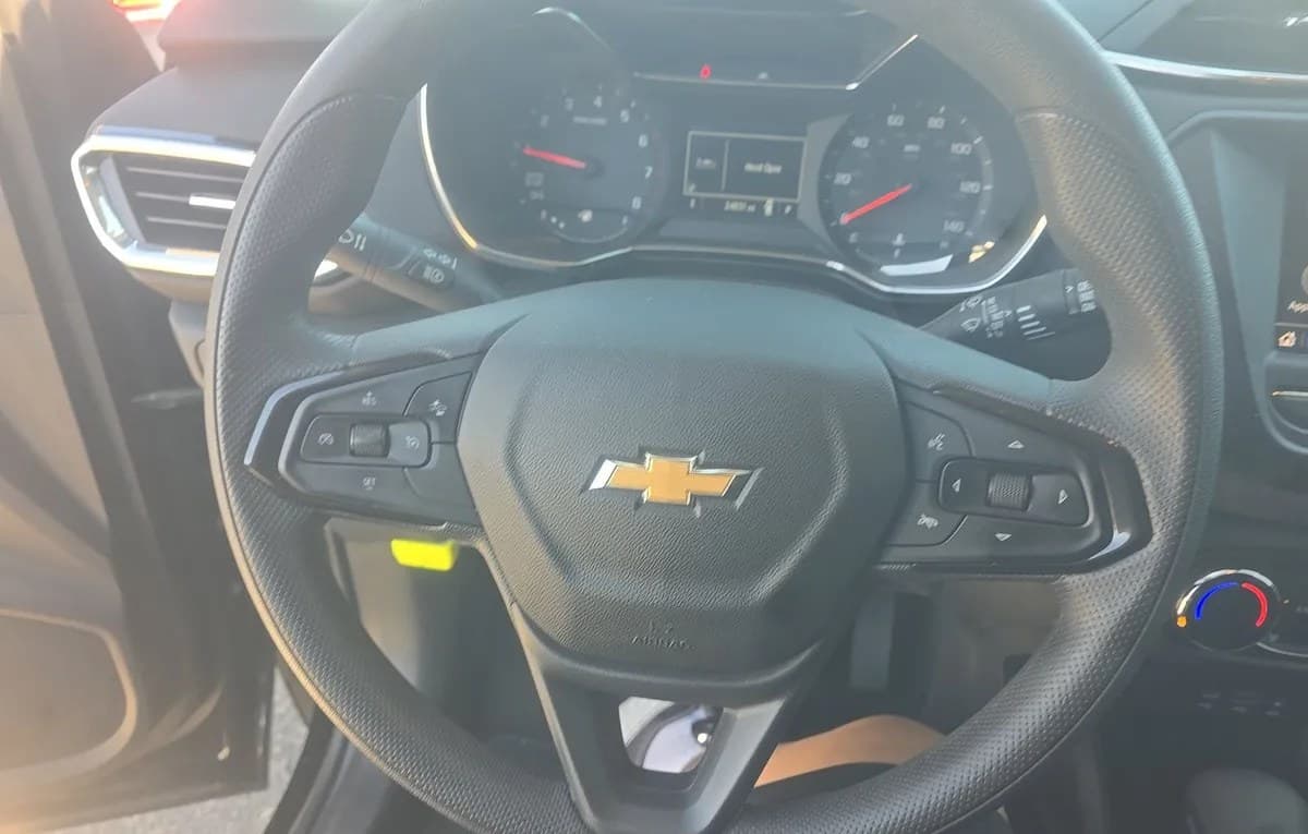2023 CHEVROLET TRAILBLAZER LT 7