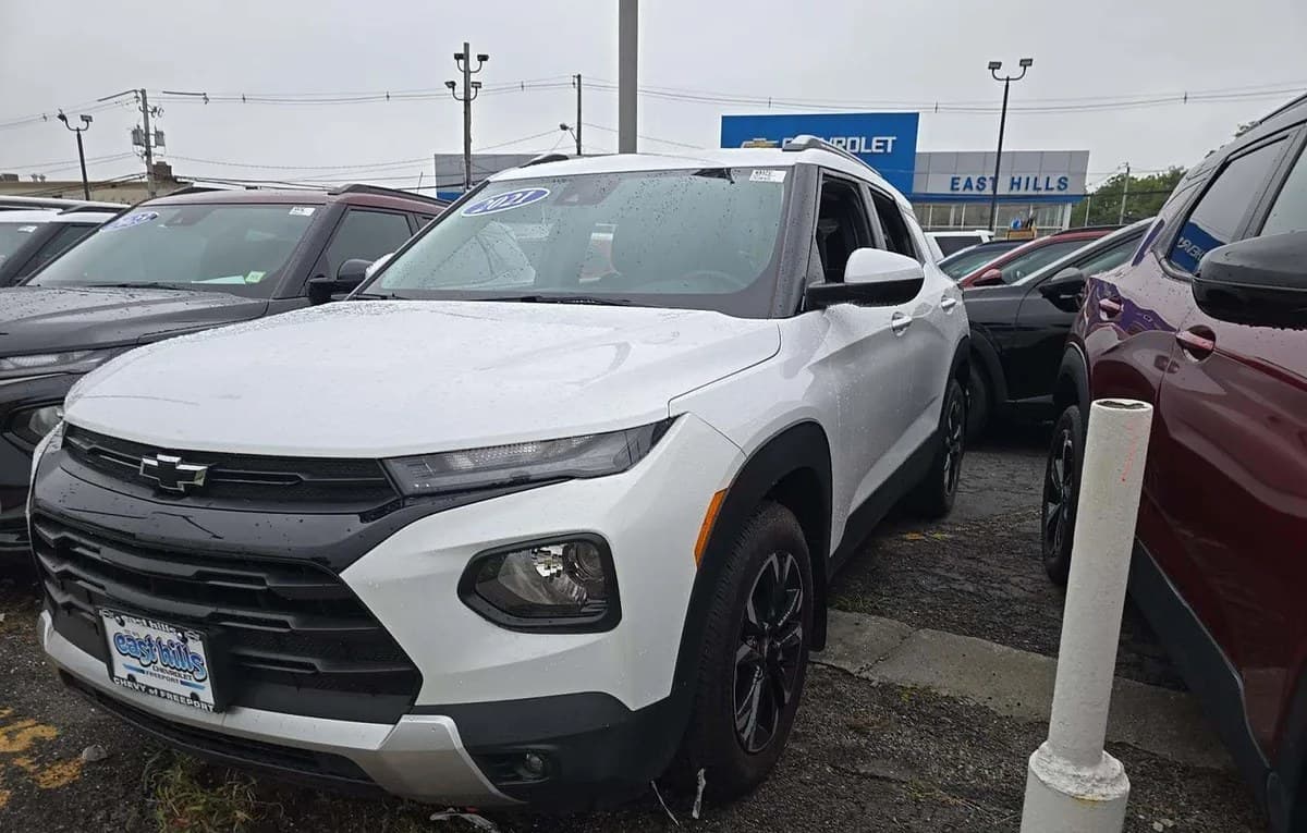 2021 CHEVROLET TRAILBLAZER LT 2