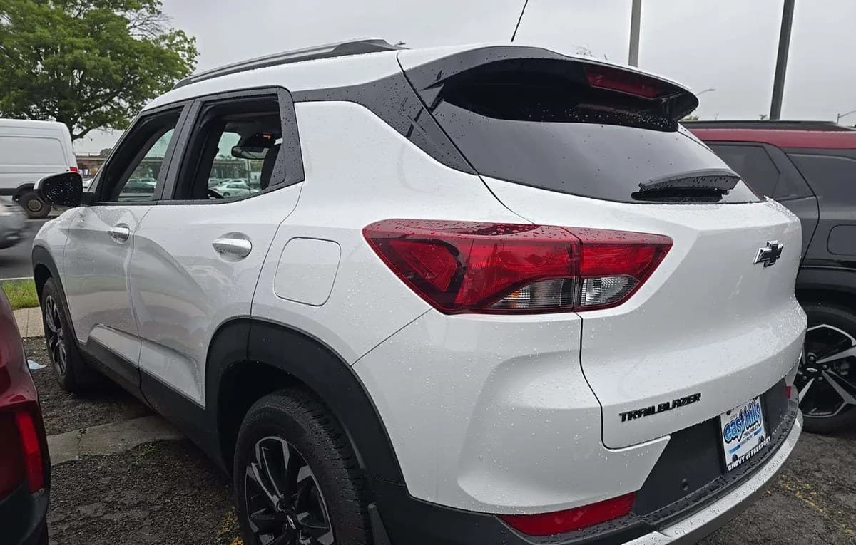 2021 CHEVROLET TRAILBLAZER LT 3