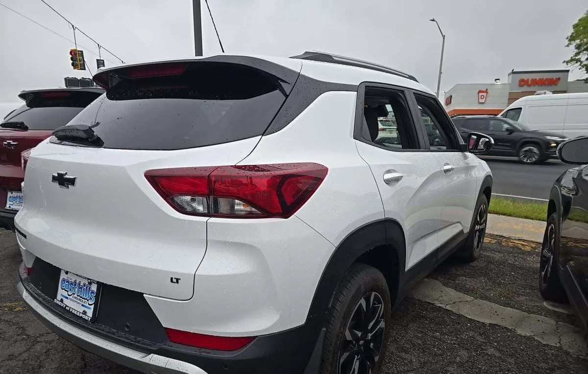 2021 CHEVROLET TRAILBLAZER LT 4