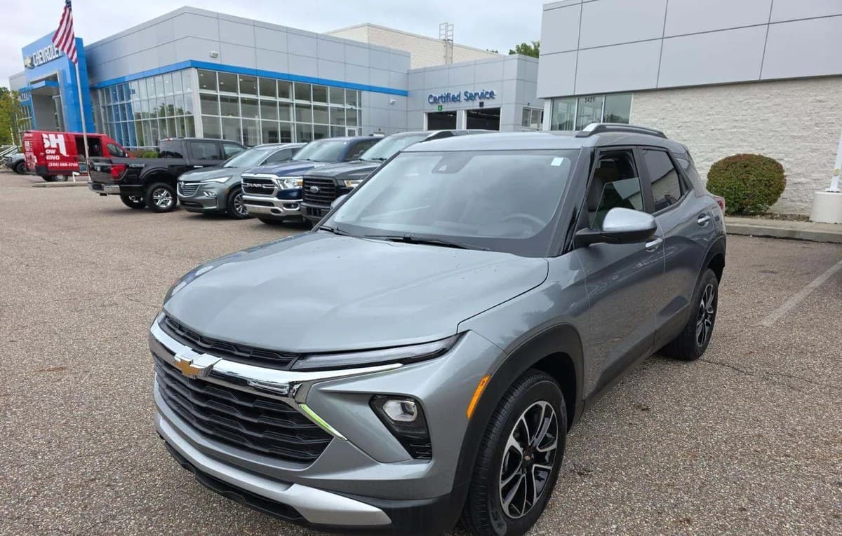 2025 CHEVROLET TRAILBLAZER LT 2