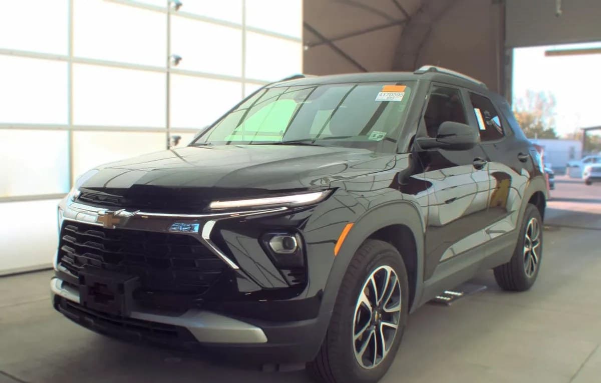 2025 CHEVROLET TRAILBLAZER LT 2