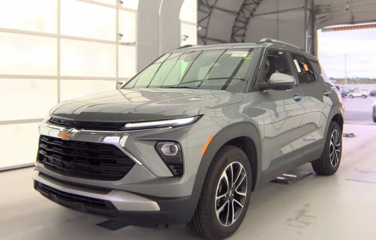 2025 CHEVROLET TRAILBLAZER LT 2