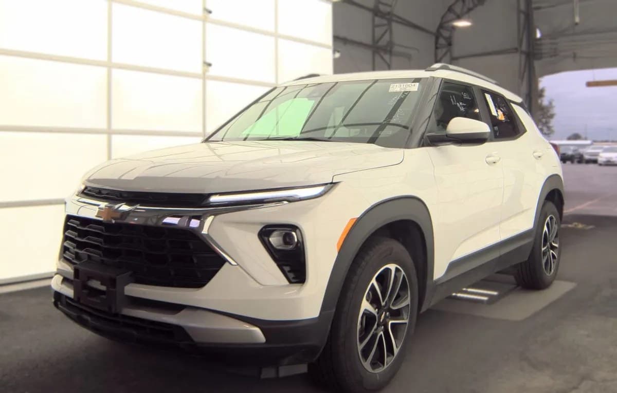 2025 CHEVROLET TRAILBLAZER LT 2