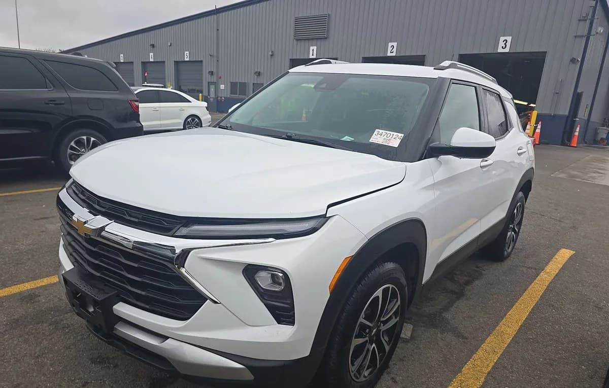 2025 CHEVROLET TRAILBLAZER LT 2