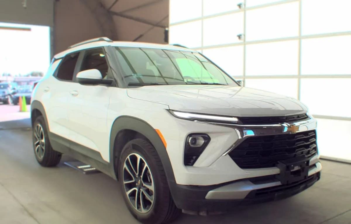 2025 CHEVROLET TRAILBLAZER LT 4