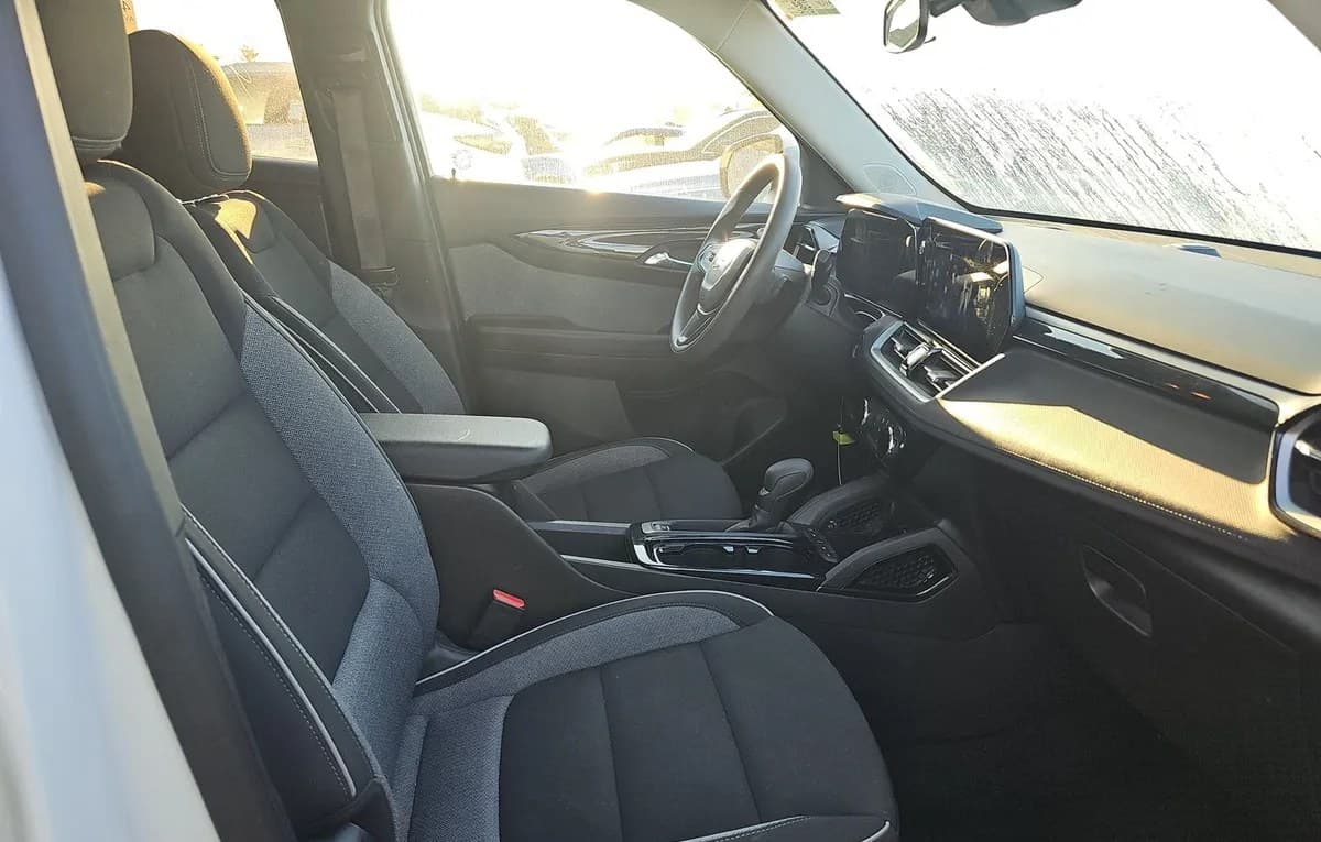 2025 CHEVROLET TRAILBLAZER LT 5