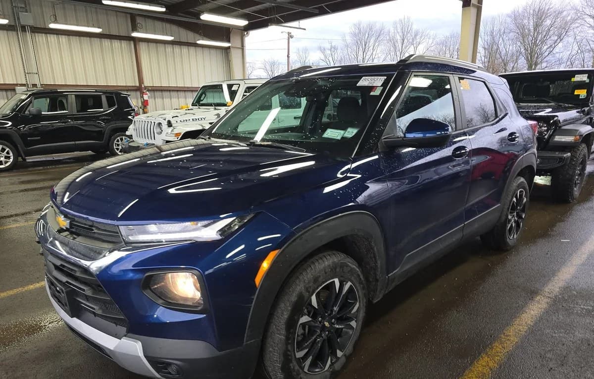 2022 CHEVROLET TRAILBLAZER LT 2
