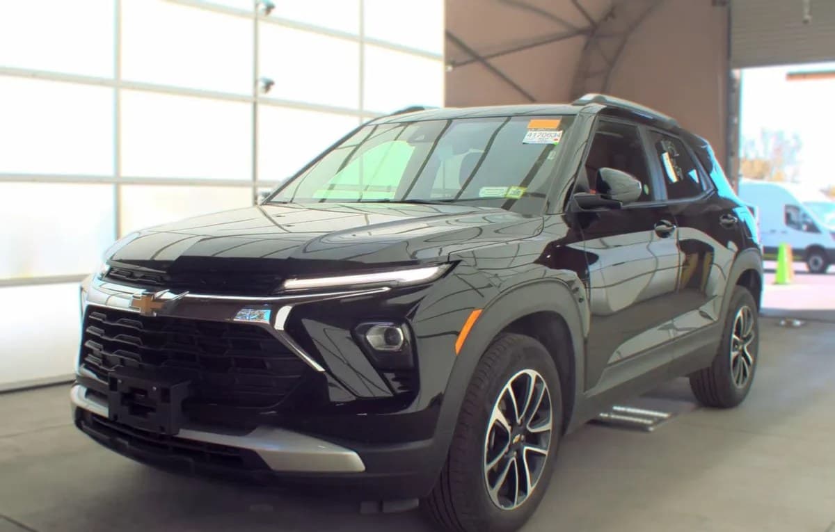 2025 CHEVROLET TRAILBLAZER LT 2