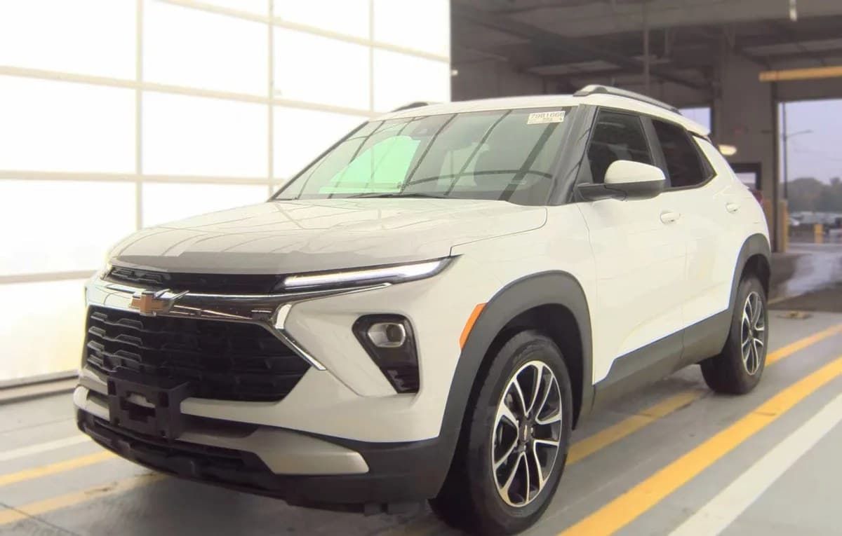 2025 CHEVROLET TRAILBLAZER LT 2