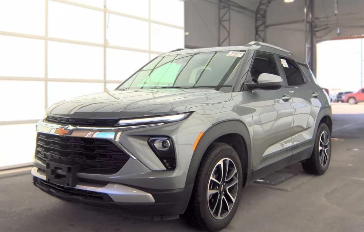 2025 CHEVROLET TRAILBLAZER LT 2