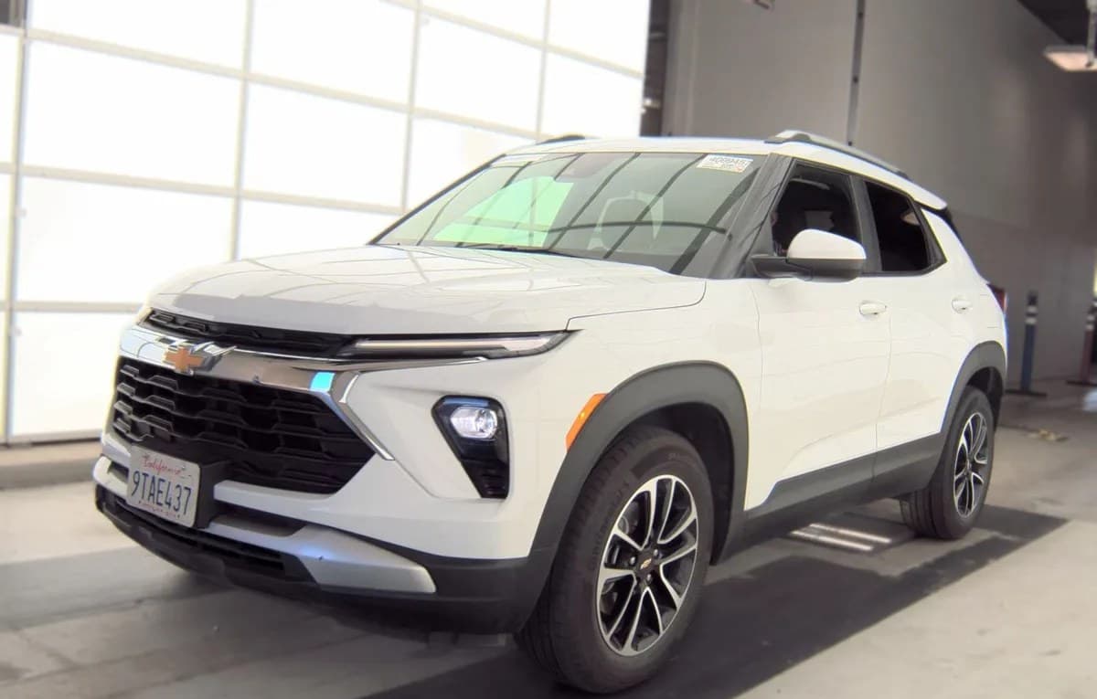 2025 CHEVROLET TRAILBLAZER LT 2
