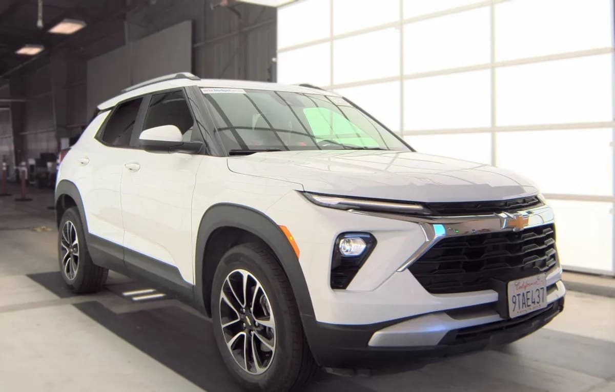 2025 CHEVROLET TRAILBLAZER LT 4