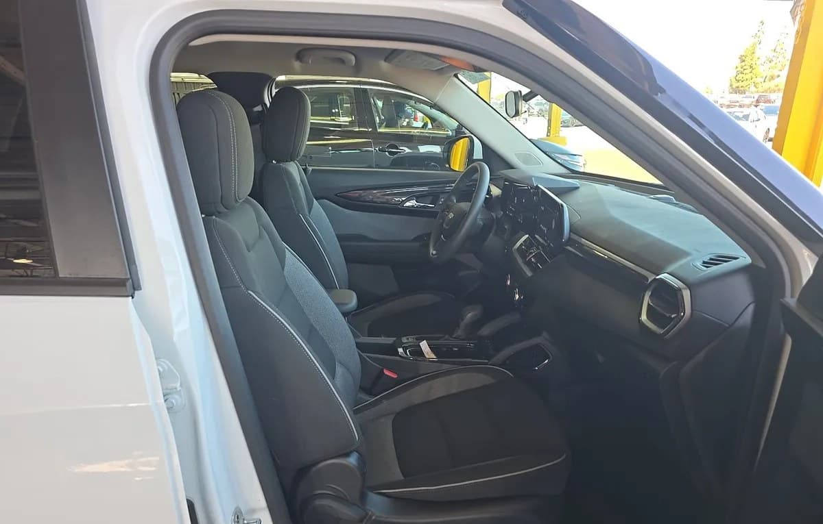 2025 CHEVROLET TRAILBLAZER LT 5