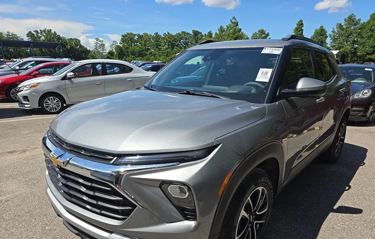 2025 CHEVROLET TRAILBLAZER LT 2