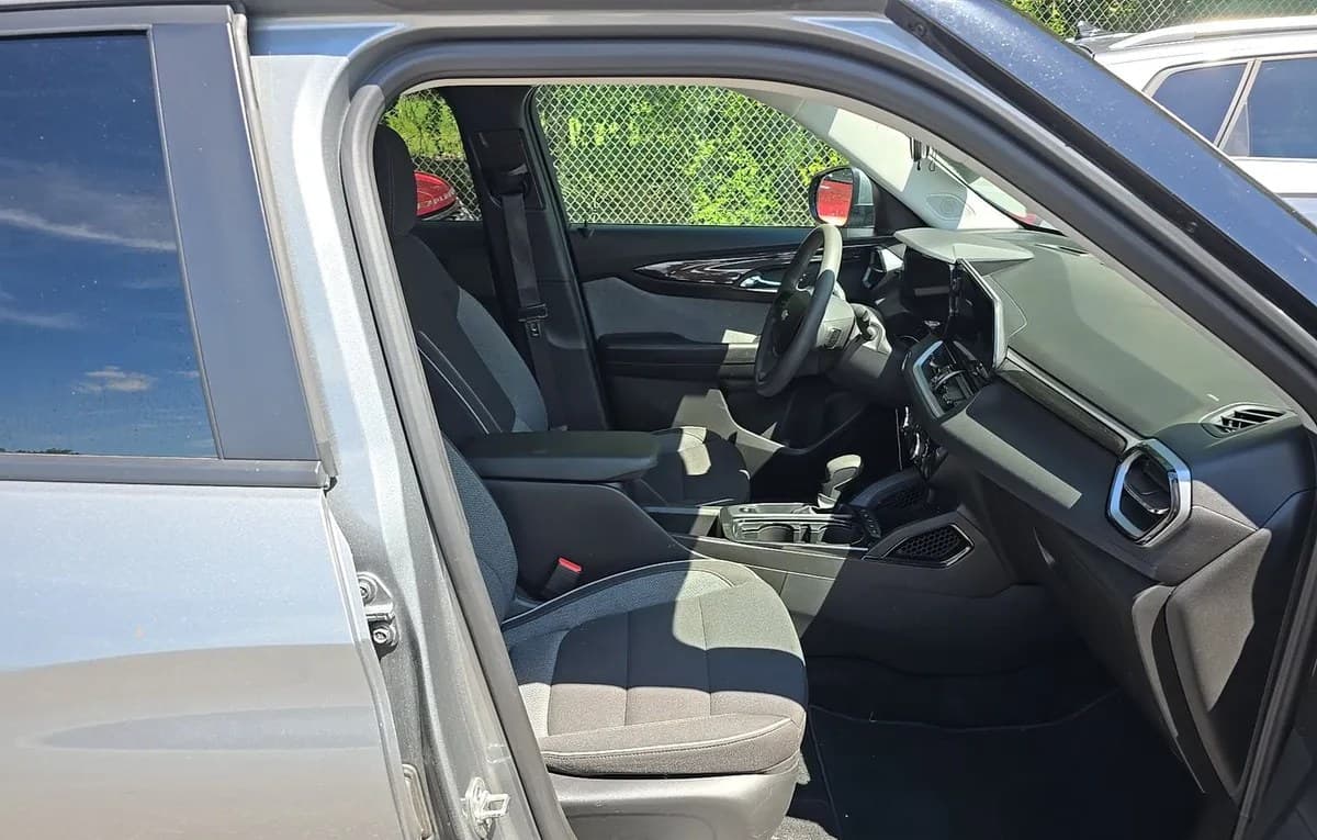 2025 CHEVROLET TRAILBLAZER LT 5
