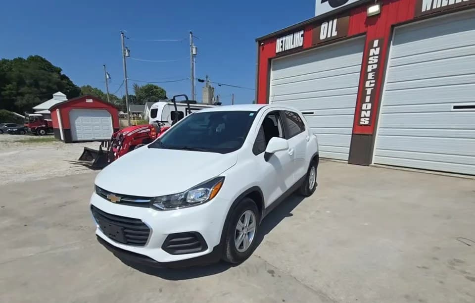 2020 CHEVROLET TRAX LS 2