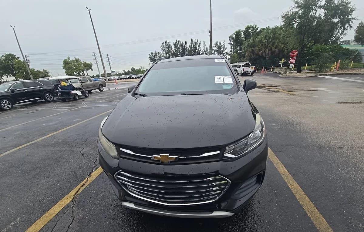 2021 CHEVROLET TRAX LS 2