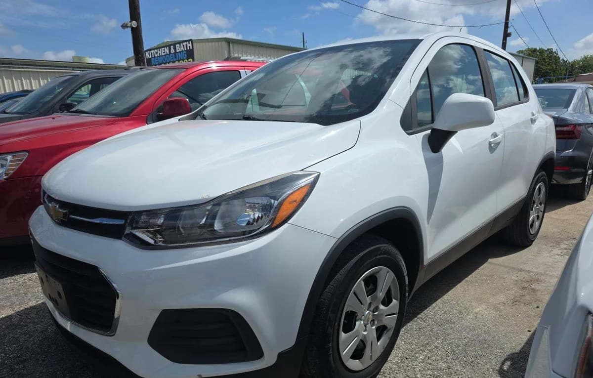 2017 CHEVROLET TRAX LS 2