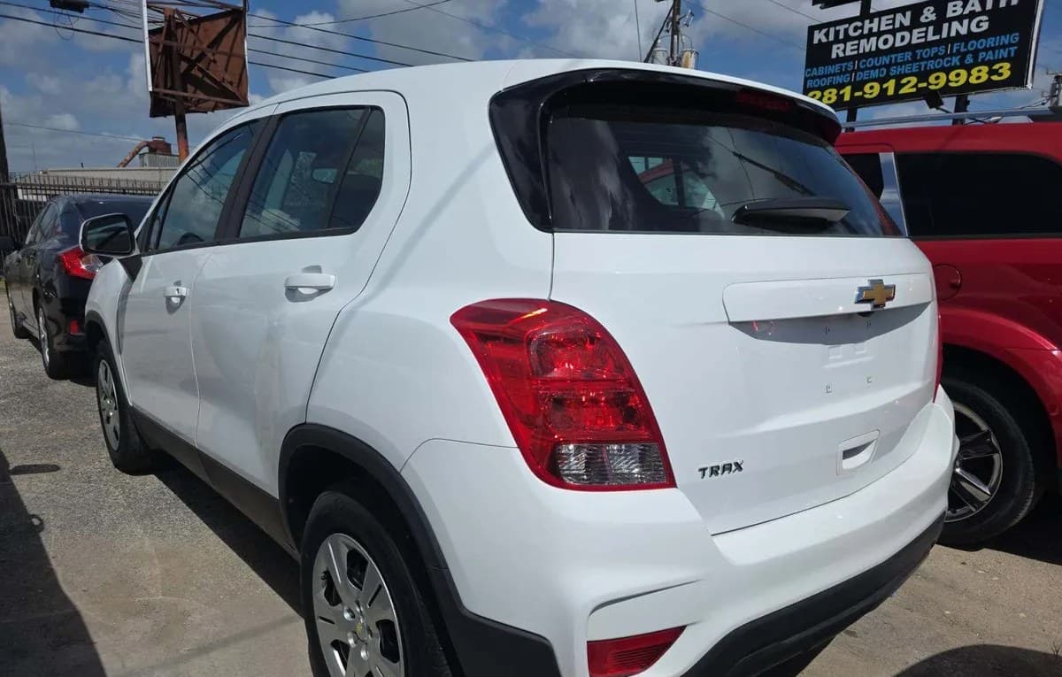 2017 CHEVROLET TRAX LS 3
