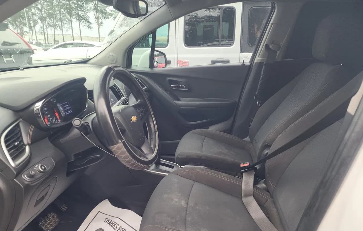 2020 CHEVROLET TRAX LS 5