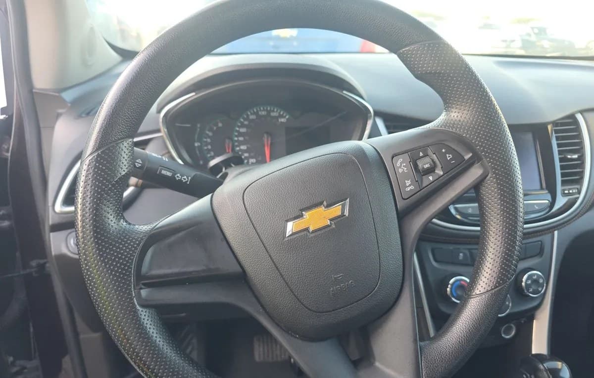 2020 CHEVROLET TRAX LS 7