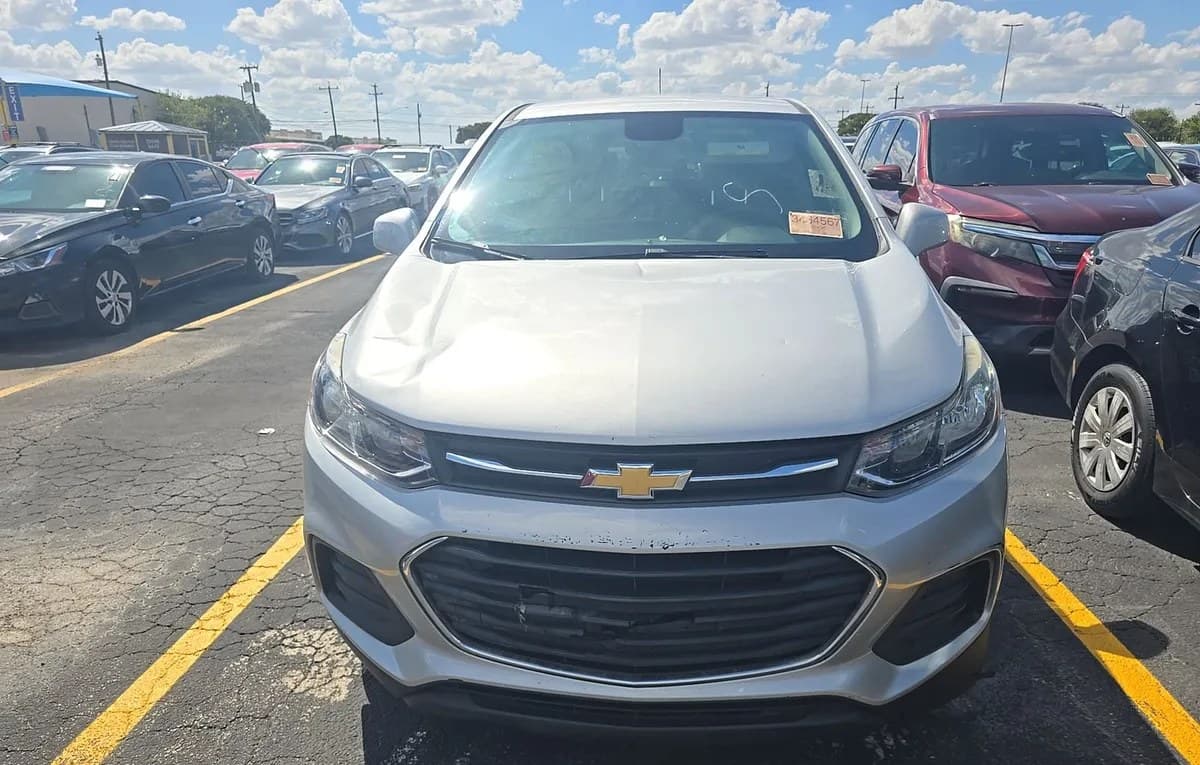 2022 CHEVROLET TRAX LS 2