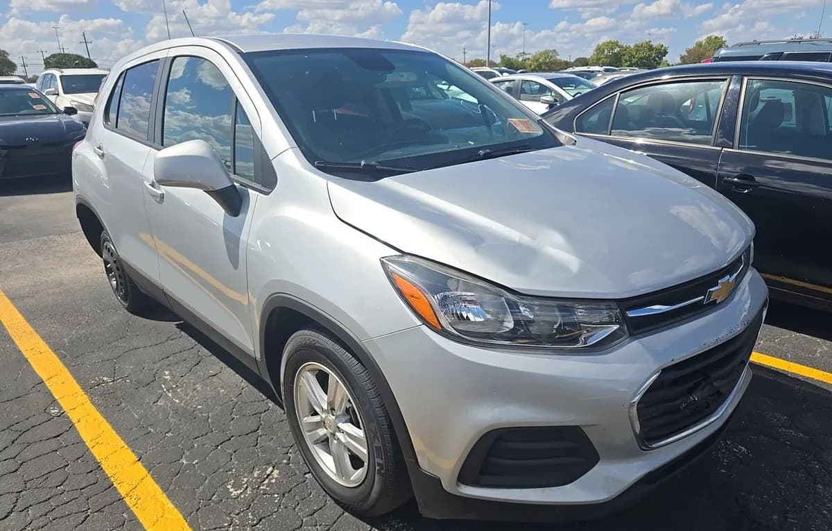 2022 CHEVROLET TRAX LS 3