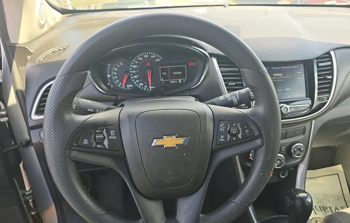 2022 CHEVROLET TRAX LS 6