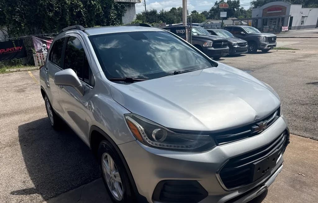 2017 CHEVROLET TRAX LT 3