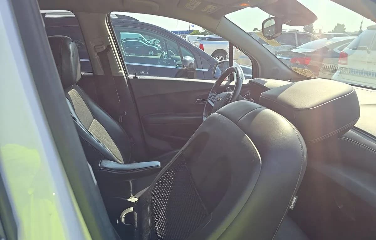 2018 CHEVROLET TRAX LT 4