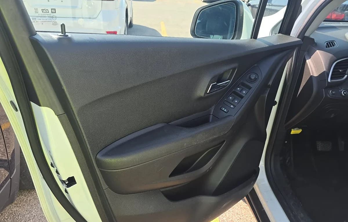 2018 CHEVROLET TRAX LT 5