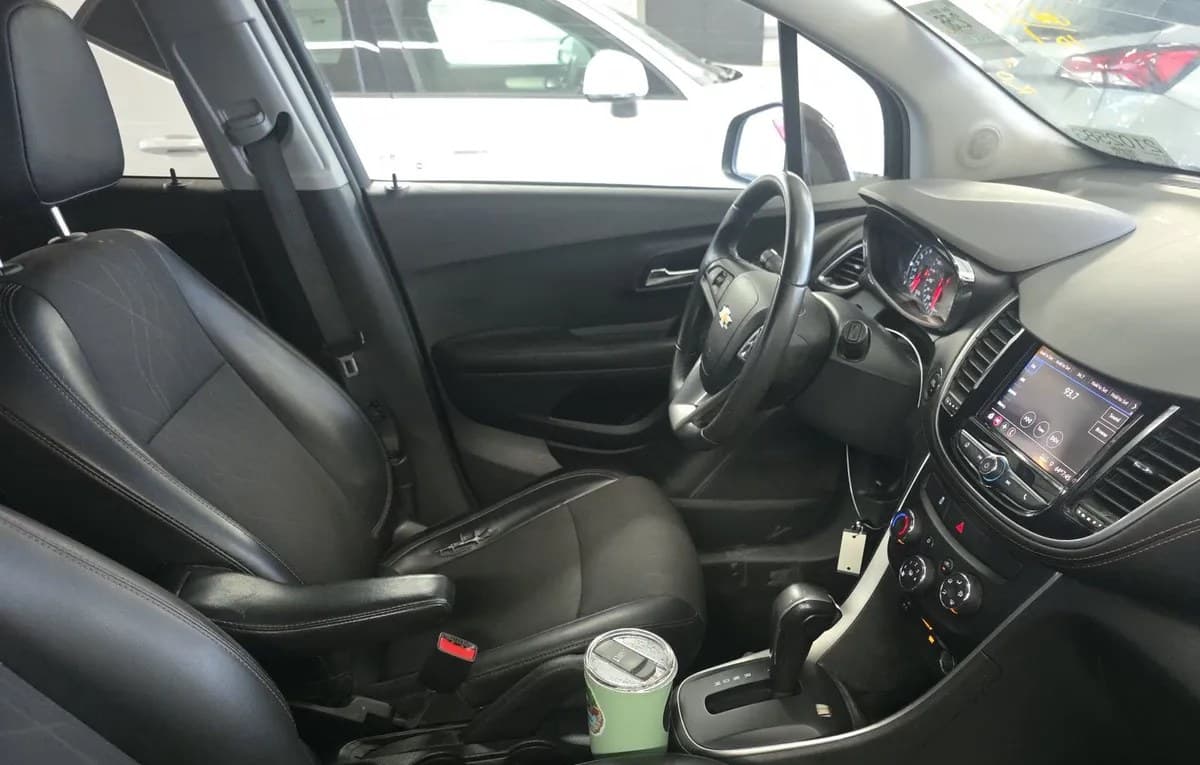 2021 CHEVROLET TRAX LT 5