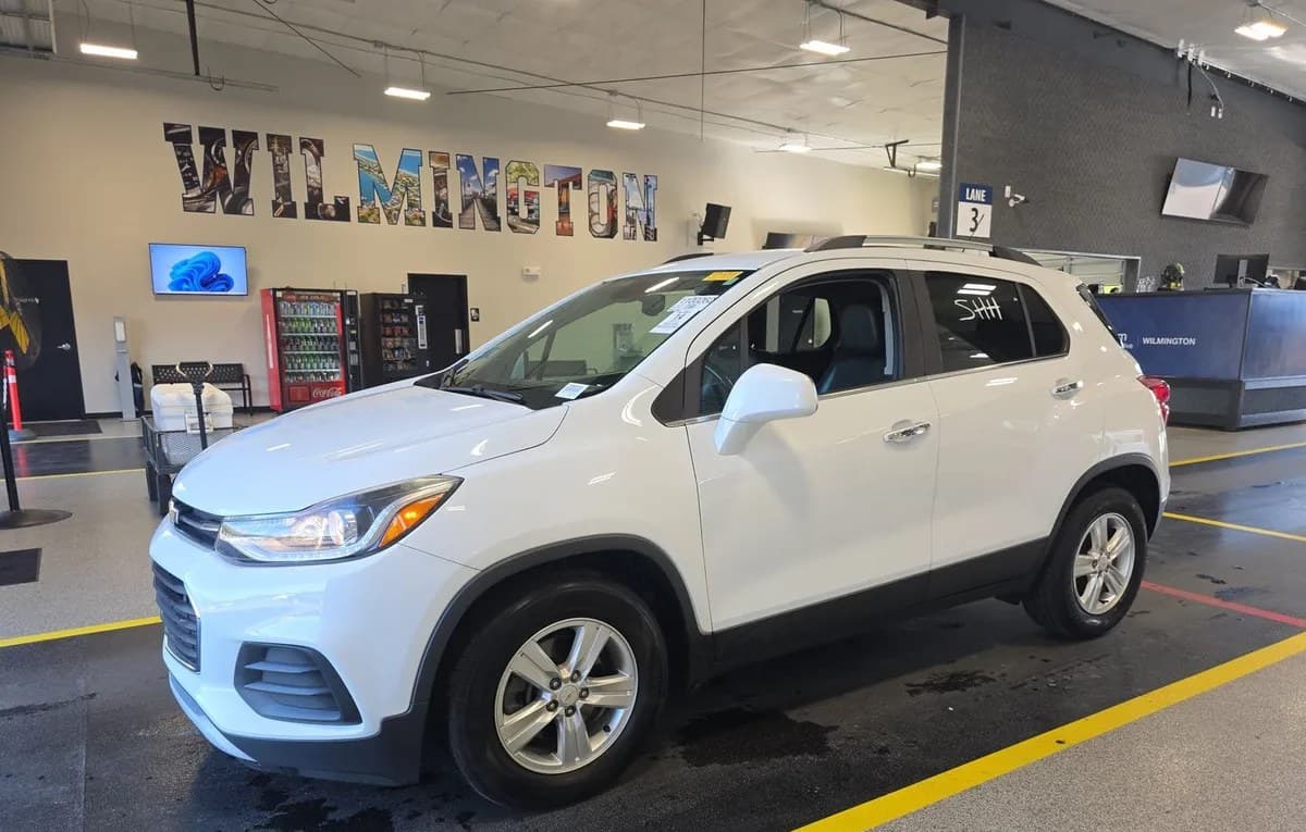 2017 CHEVROLET TRAX LT 1LT 2