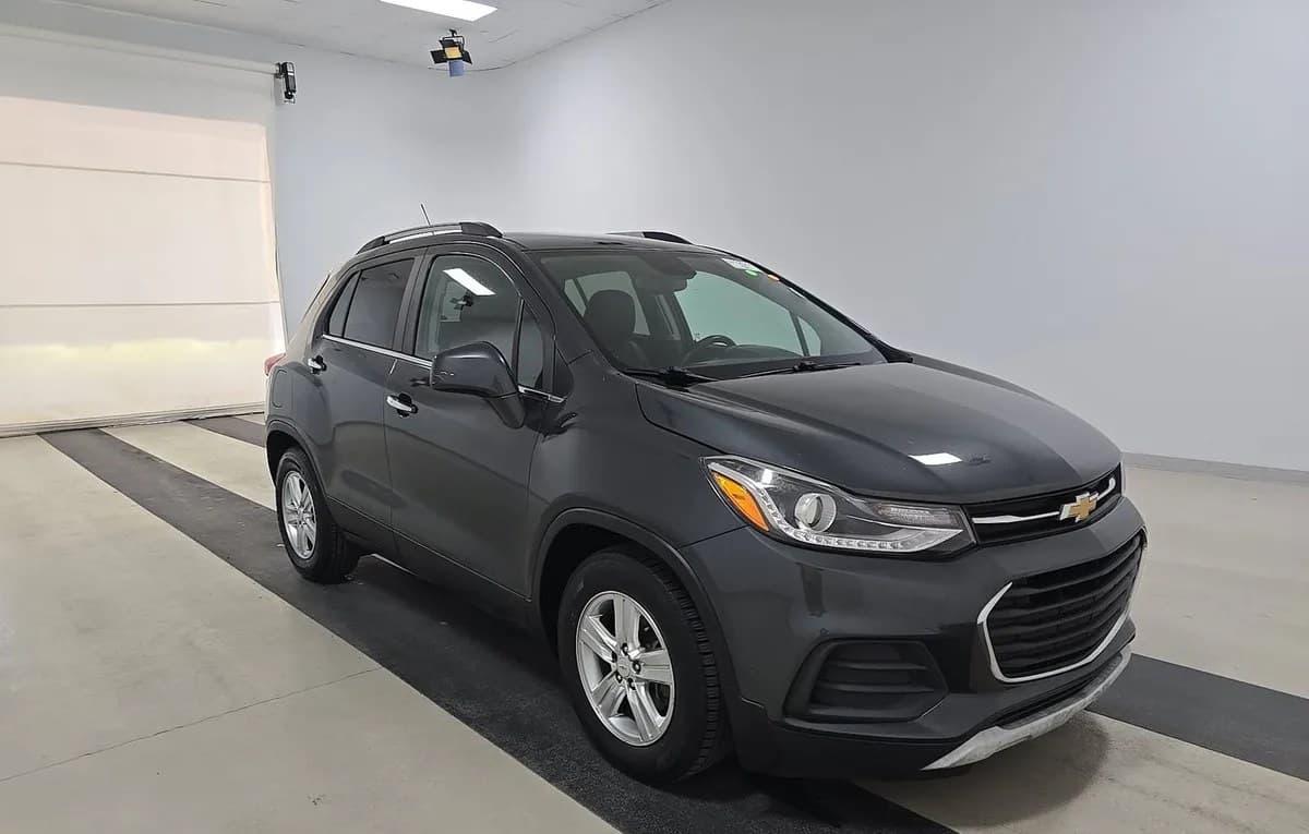2017 CHEVROLET TRAX LT 4