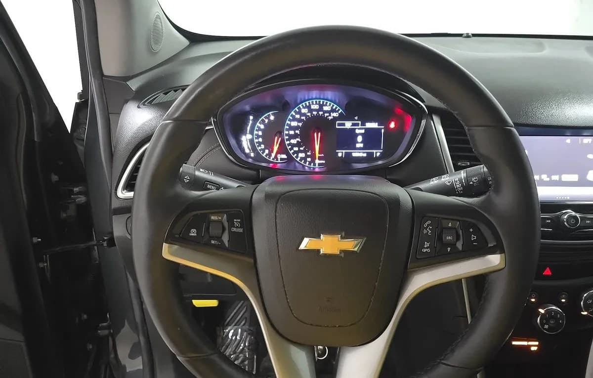 2017 CHEVROLET TRAX LT 7