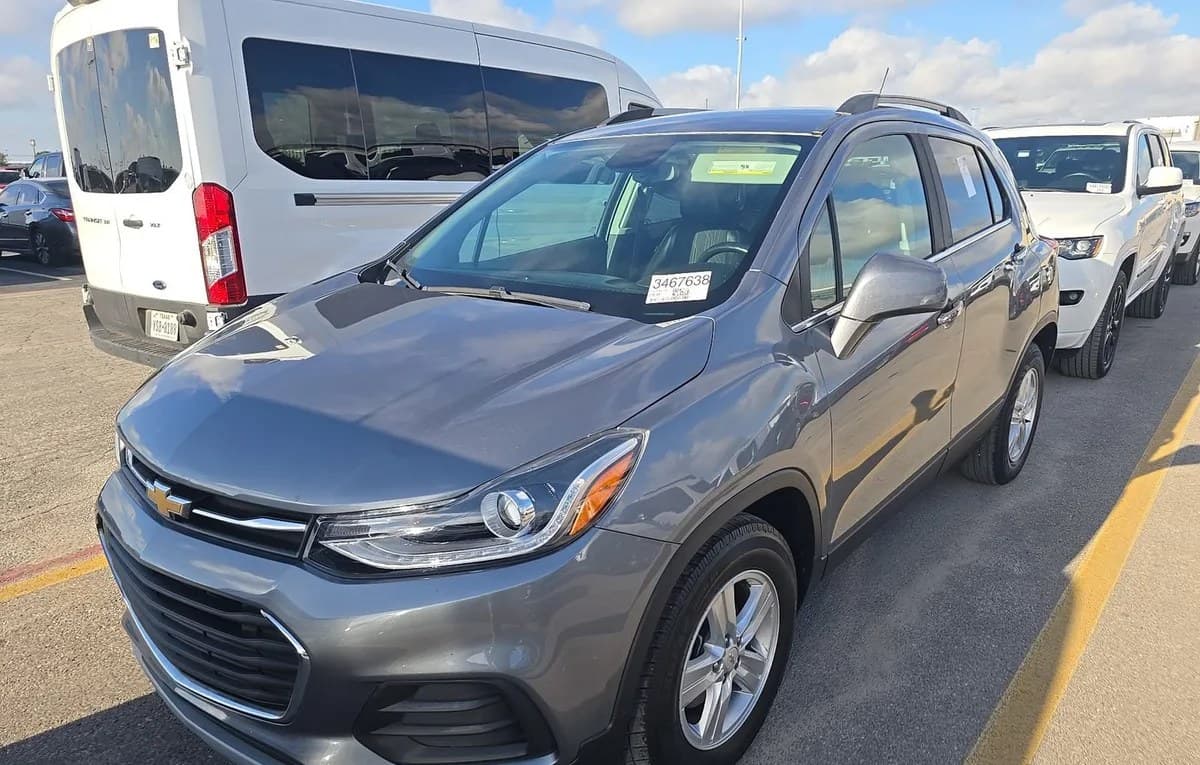 2019 CHEVROLET TRAX LT 2