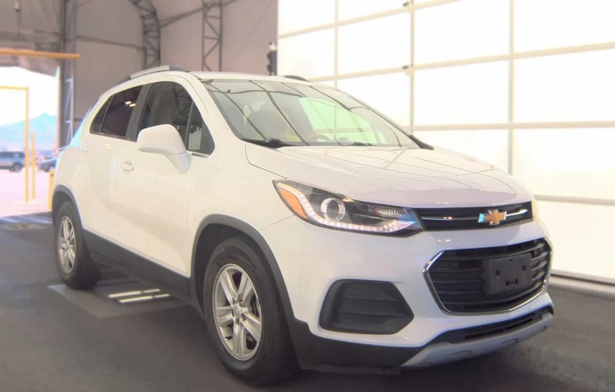 2020 CHEVROLET TRAX LT 3