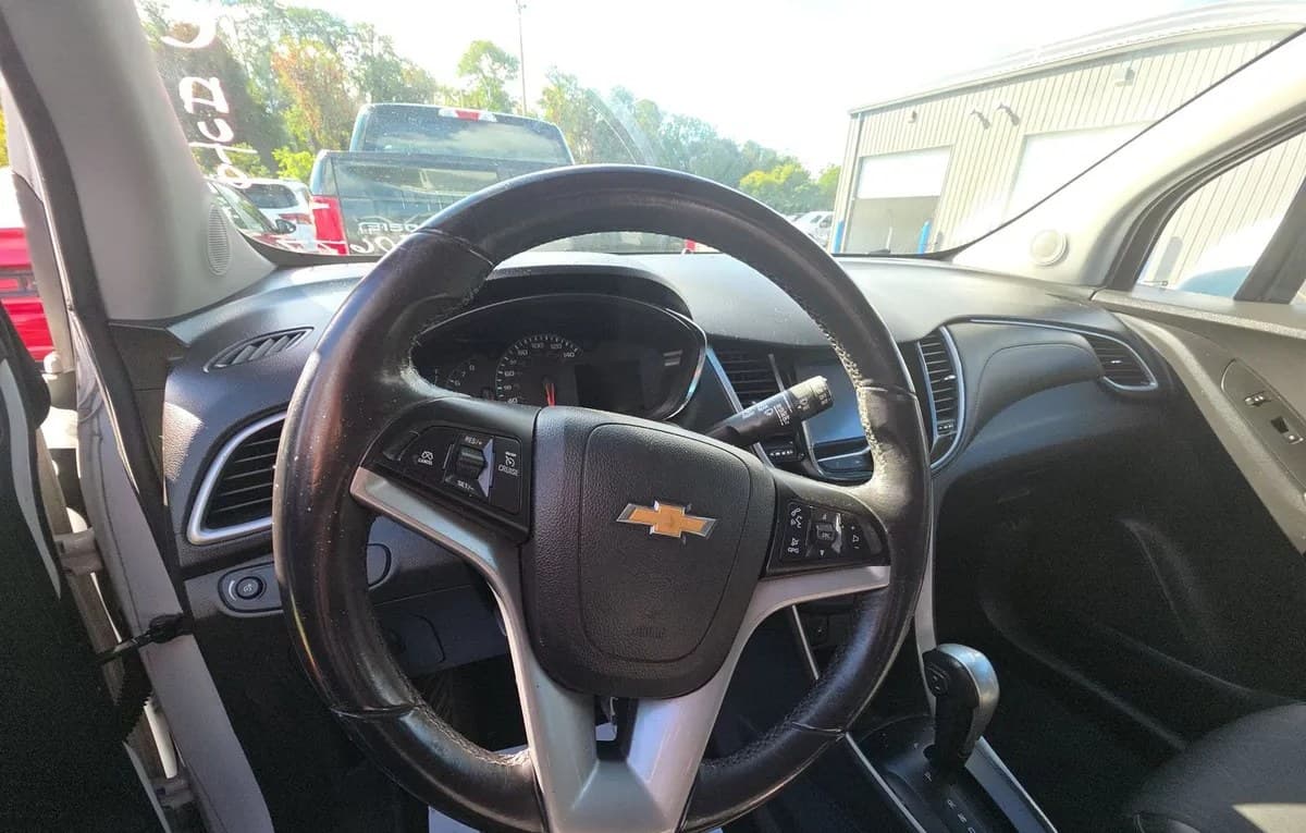 2017 CHEVROLET TRAX LT 7