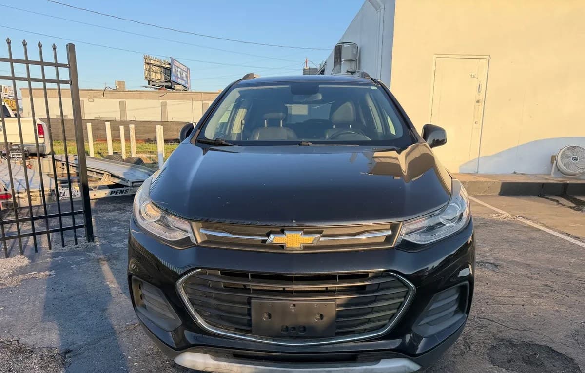 2019 CHEVROLET TRAX LT 2