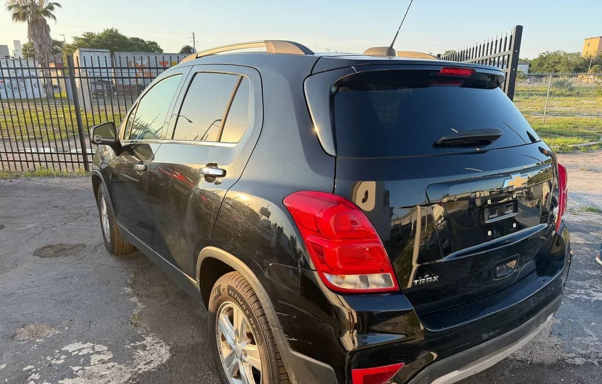 2019 CHEVROLET TRAX LT 5