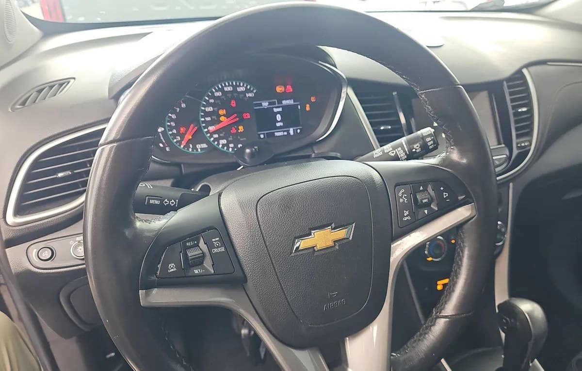 2019 CHEVROLET TRAX LT 7