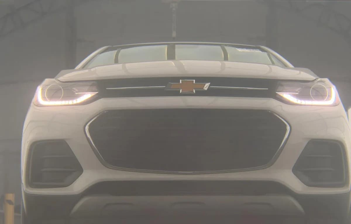 2020 CHEVROLET TRAX LT 4