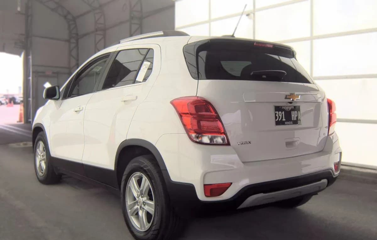 2020 CHEVROLET TRAX LT 5