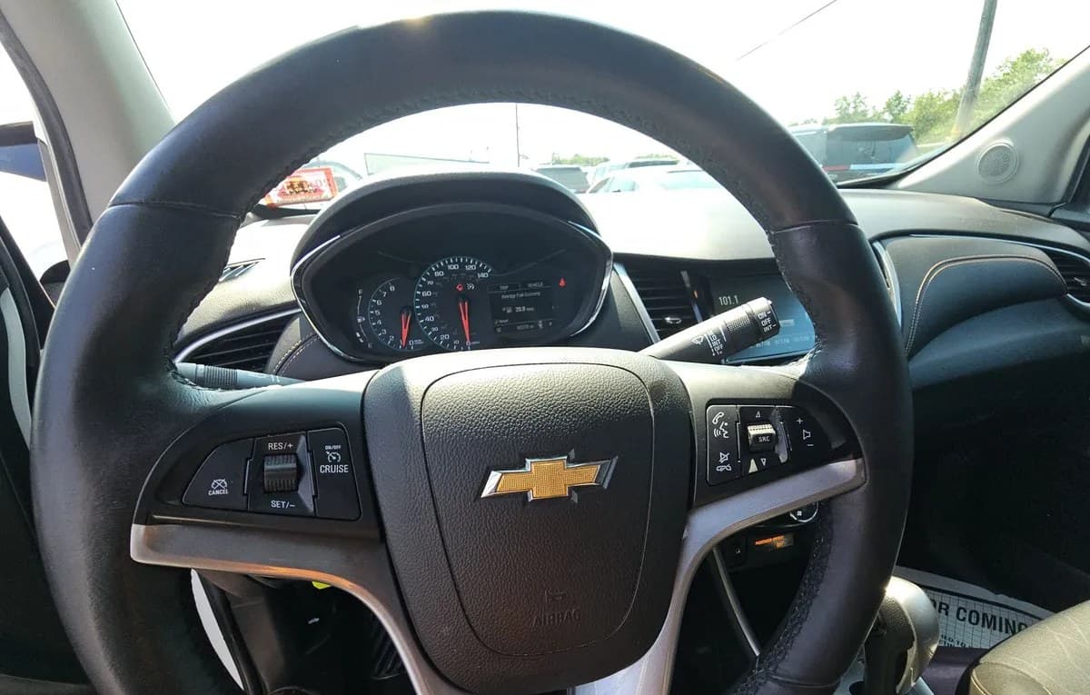 2017 CHEVROLET TRAX LT 7