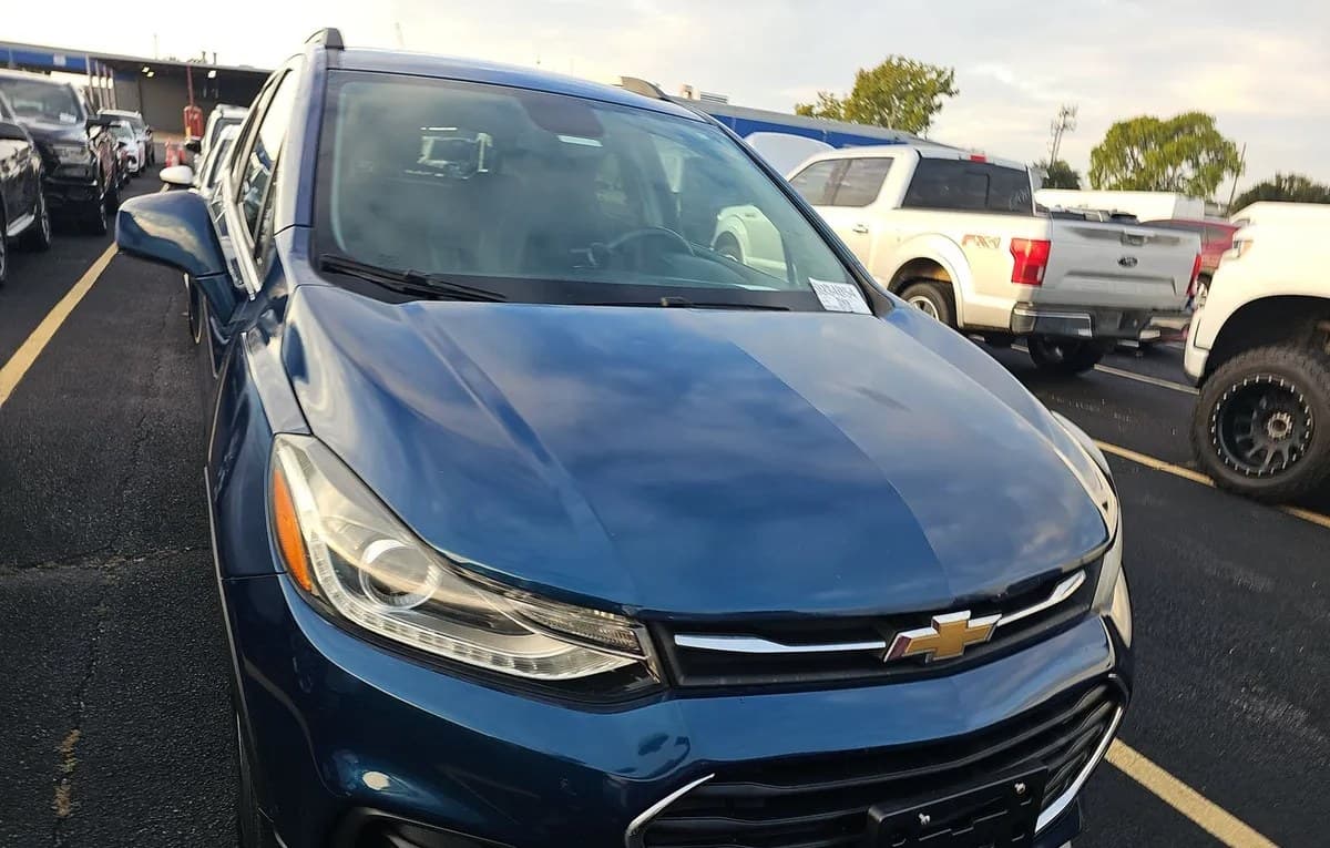 2020 CHEVROLET TRAX LT 3