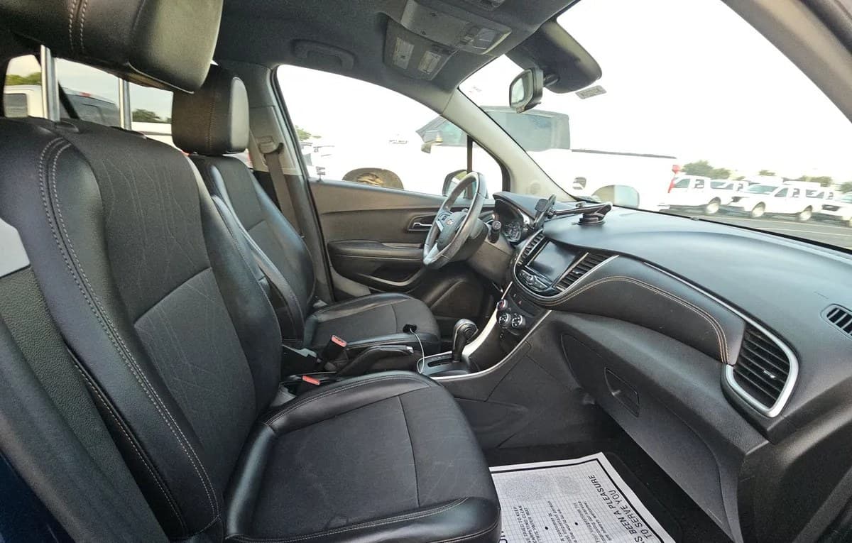 2020 CHEVROLET TRAX LT 5